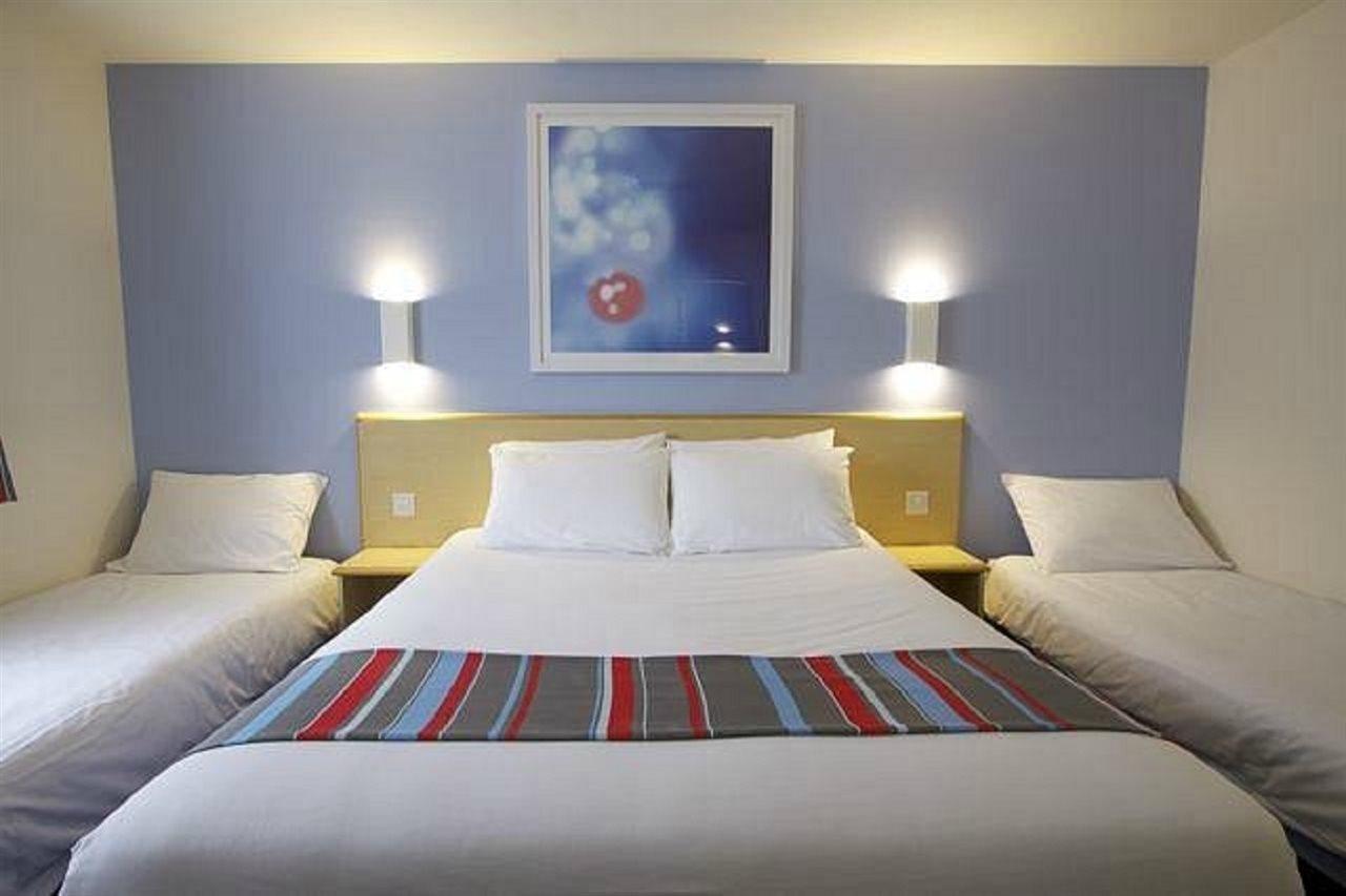 Travelodge Ipswich Stowmarket Haughley Ngoại thất bức ảnh