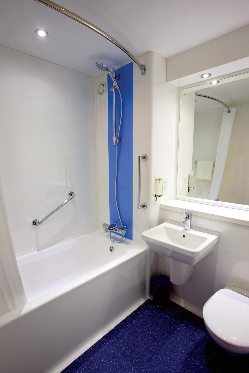 Travelodge Ipswich Stowmarket Haughley Ngoại thất bức ảnh